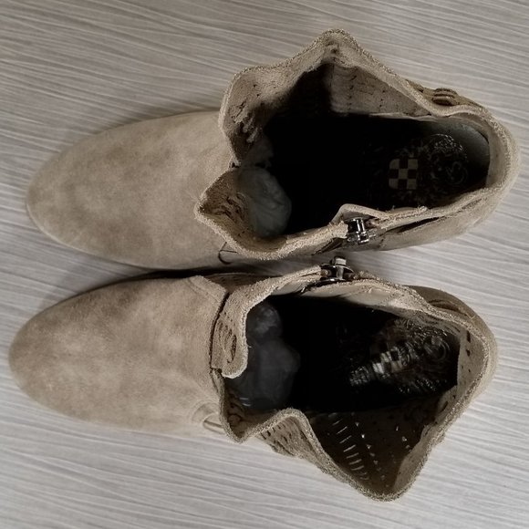 Vince Camuto Fenyia Bootie, Beige Suede, Womens Various Sizes - Picture 8 of 9